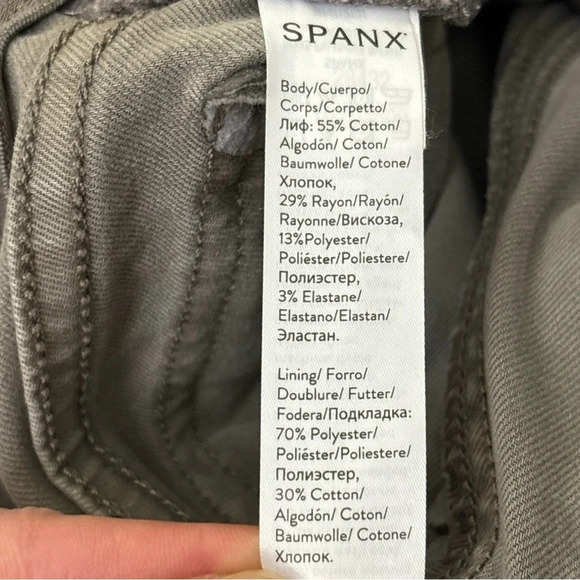 Spanx Stretch Twill Ankle Skinny Cargo Pant in Desert Dune Size S - Picture 11 of 15
